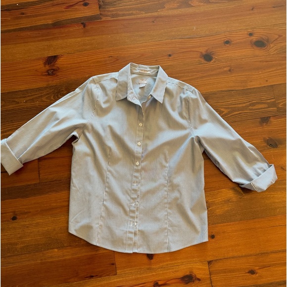 Chicos No Iron Cool Max All Season Button  Top Blouse Sz 2 or L - Picture 1 of 3